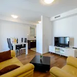 Dvori Lapad * Dubrovnik