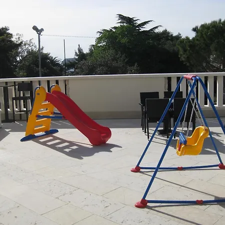 Dvori Lapad * Dubrovnik