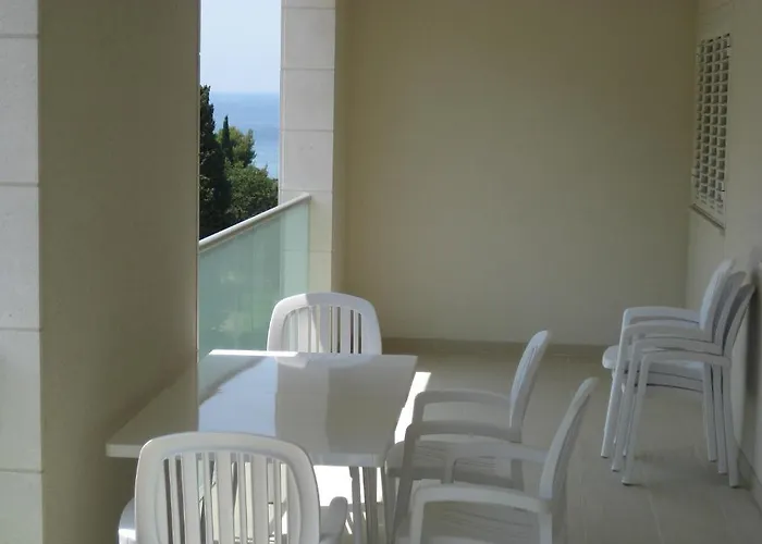 Dvori Lapad Apartment