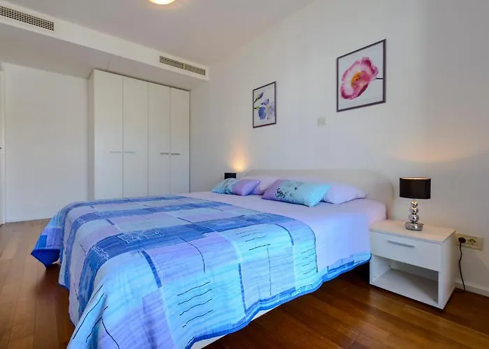 Dvori Lapad * Dubrovnik