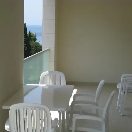 Dvori Lapad Apartment